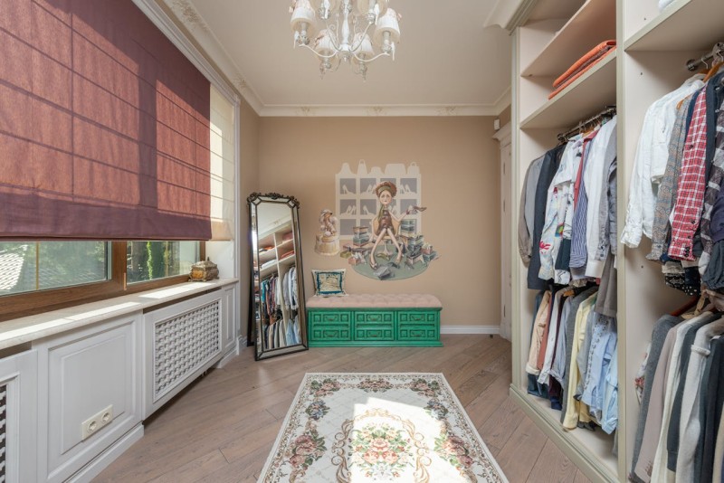 How to Build a Luxury Wardrobe Without Overbuying
